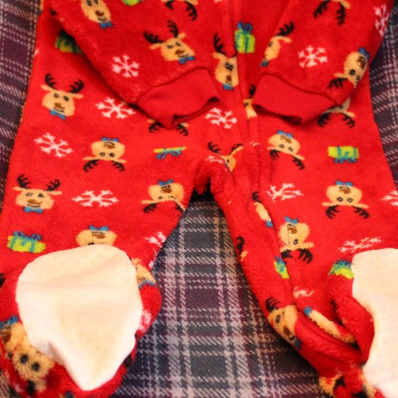Macy's Footed Onsie Winter Christmas Reindeer Size 24M - Picture 8 of 10